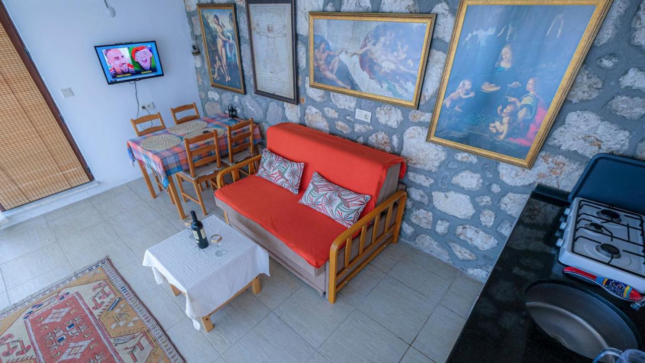 Teras Butik Apart Aparthotel Karaburun  Exterior photo